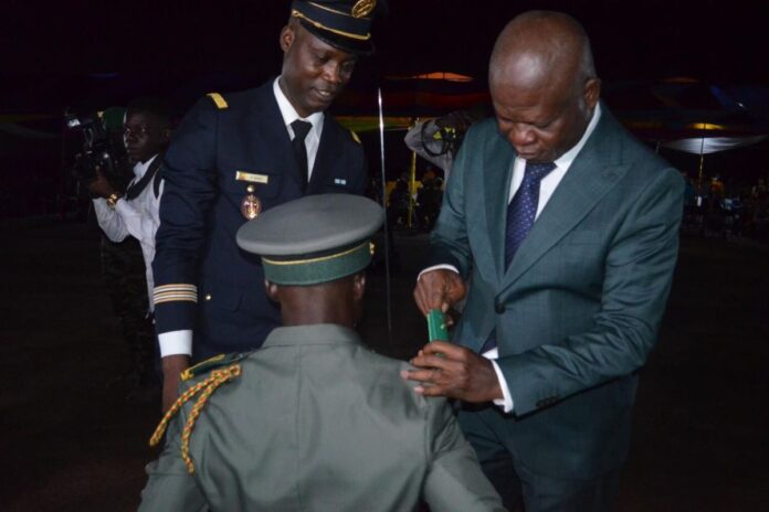 Bénin officiers promus Sous-lieutenants