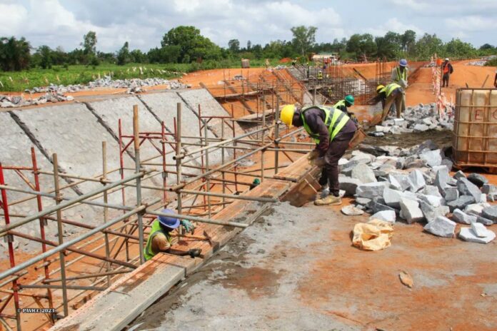 Bénin aménagement drains Cotonou