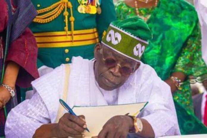 Nigéria ancien vice-président réformes économiques Bola Tinubu